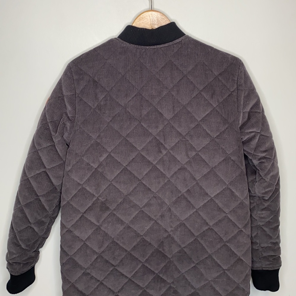 Icelandic Skis Quilted Corduroy Jacket: Medium - Picture 8 of 8